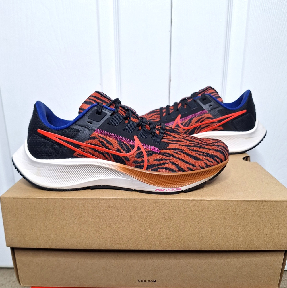 Nike Air Zoom Pegasus 38 Tiger Stripes DQ7650 800 size 7.5 Women's Running